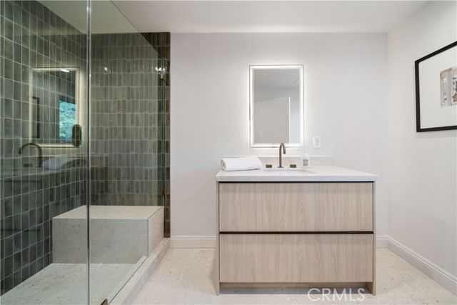 3636 Camino De La Cumbre, Sherman Oaks, CA 91423