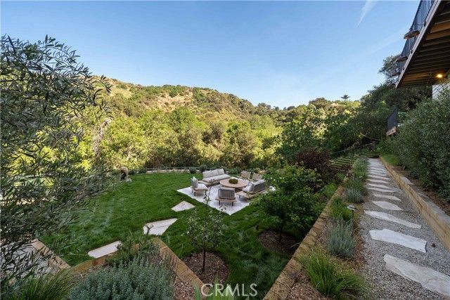 3636 Camino De La Cumbre, Sherman Oaks, CA 91423
