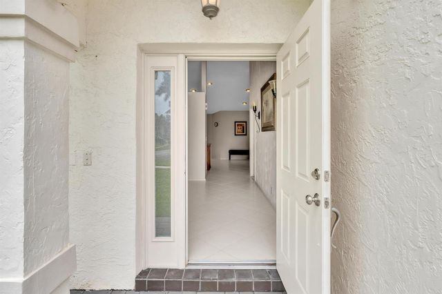 10201 Canoe Brook Circle, Boca Raton, FL 33498