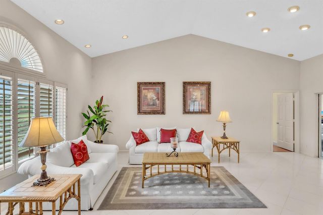 10201 Canoe Brook Circle, Boca Raton, FL 33498