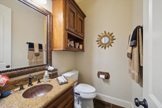 53 New Oak Trail, Kingwood, TX 77346