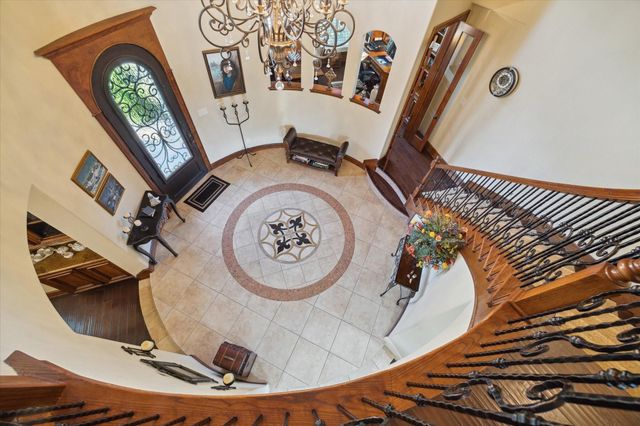 53 New Oak Trail, Kingwood, TX 77346