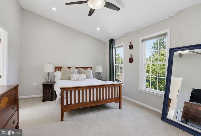 6152 WELLINGTON COMMONS DR, Alexandria, VA 22310