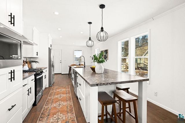 415 Cumming Avenue, Superior, WI 54880