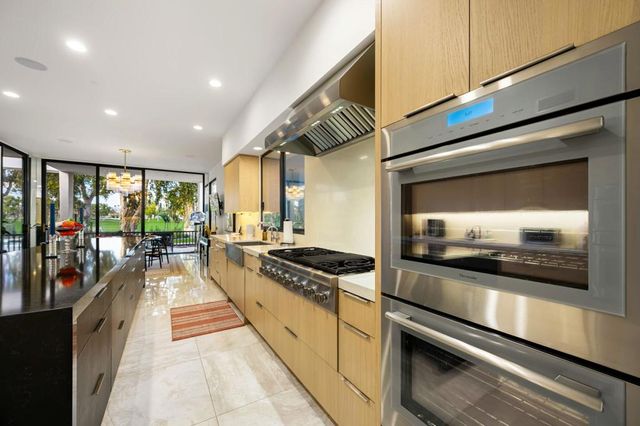 71120 N Thunderbird Terrace, Rancho Mirage, CA 92270