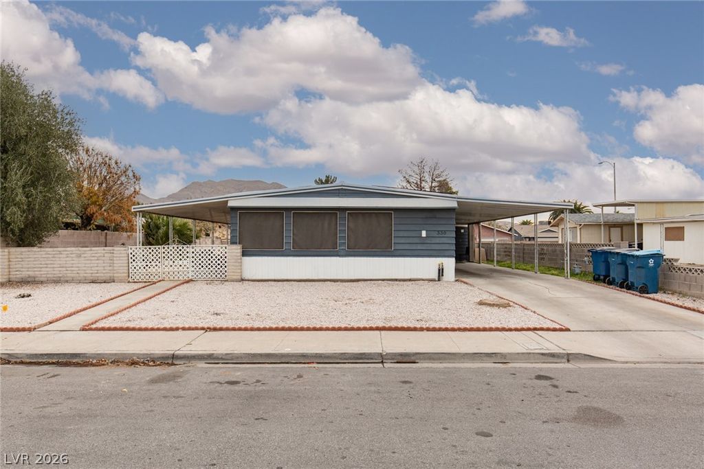330 Sir Richard East Drive, Las Vegas, NV 89110 — exterior