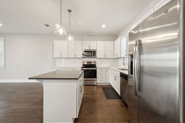 713 Mill Creek Meadow Dr, Nashville, TN 37214