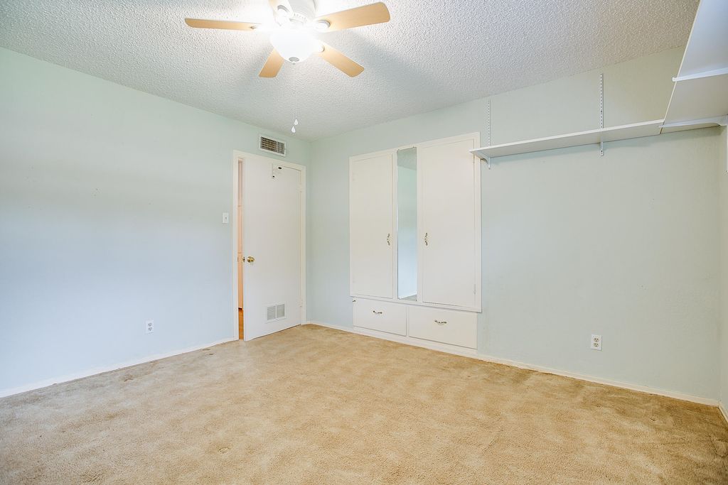 Image 17 of property listing at 115 Churchill Boulevard, San Angelo, TX 76903