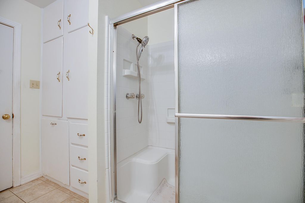 Image 21 of property listing at 115 Churchill Boulevard, San Angelo, TX 76903