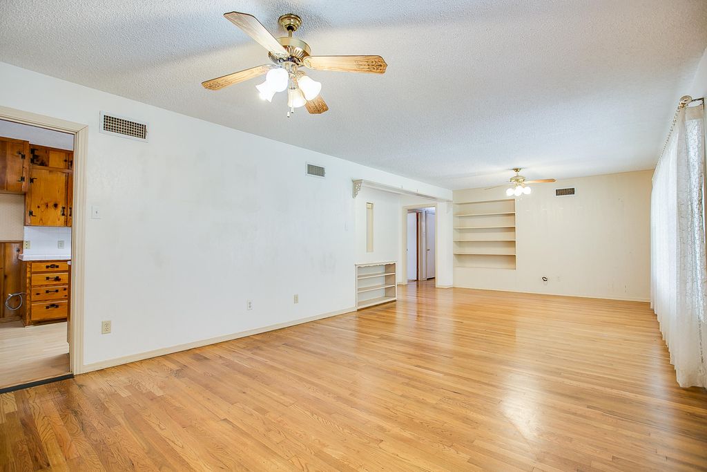 Image 5 of property listing at 115 Churchill Boulevard, San Angelo, TX 76903