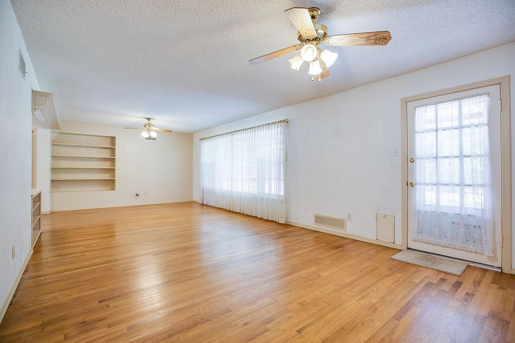 Image 6 of property listing at 115 Churchill Boulevard, San Angelo, TX 76903