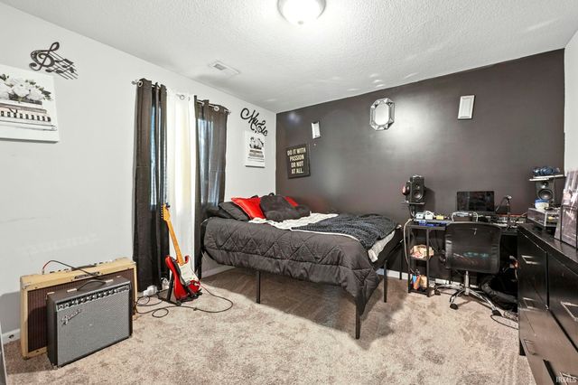 13287 Silk Tree Trail, Fort Wayne, IN 46814