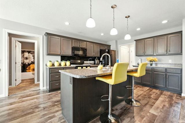 13287 Silk Tree Trail, Fort Wayne, IN 46814