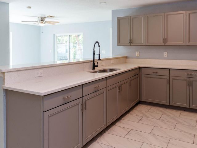 133 W PARK AVENUE B, Lake Wales, FL 33853