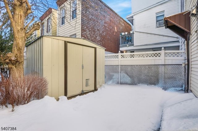 34 Concord St, Jersey City, NJ 07306