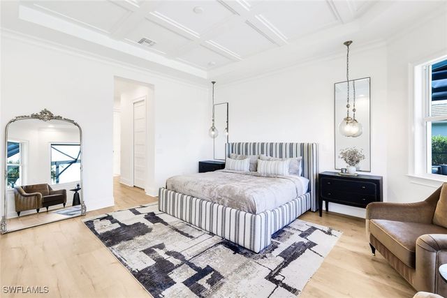 6273 Negril Isle DR, Naples, FL 34113