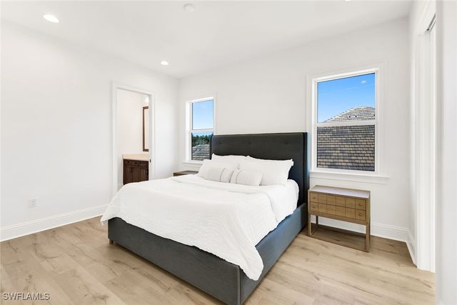 6273 Negril Isle DR, Naples, FL 34113