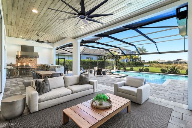 6273 Negril Isle DR, Naples, FL 34113