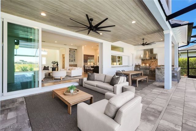 6273 Negril Isle DR, Naples, FL 34113