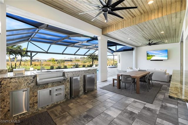 6273 Negril Isle DR, Naples, FL 34113