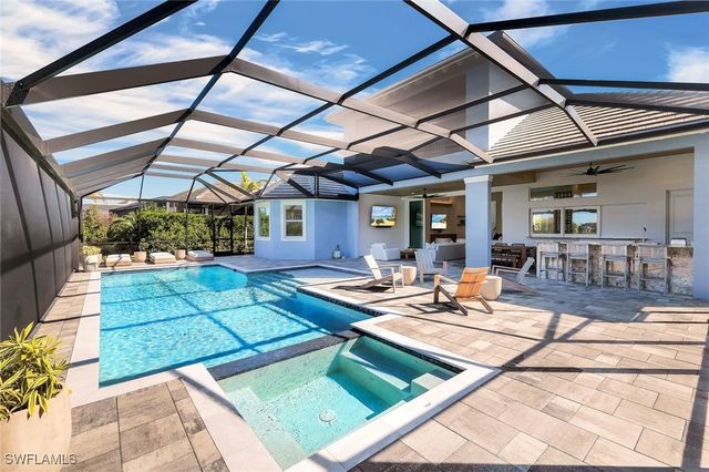 6273 Negril Isle DR, Naples, FL 34113