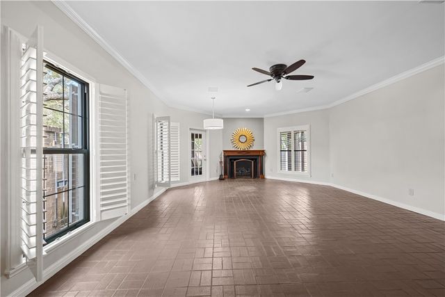 2006 Crescent Drive, Rockport, TX 78382