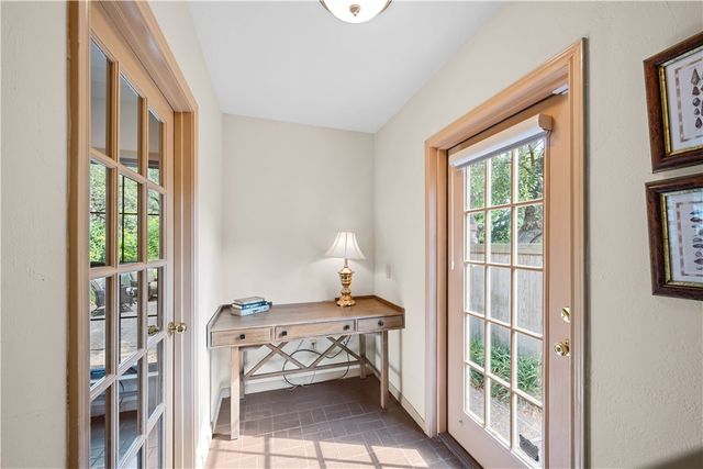 2006 Crescent Drive, Rockport, TX 78382