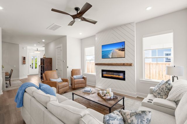 135 E Morton Street, Summerville, SC 29486