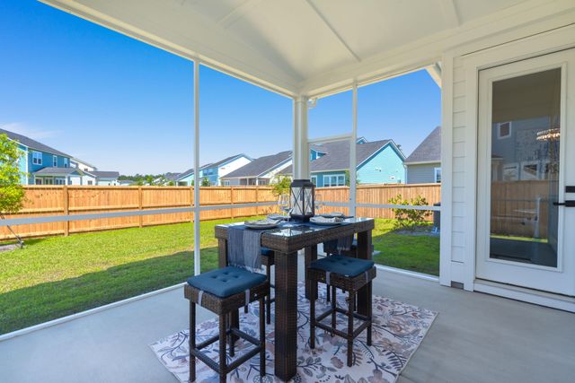 135 E Morton Street, Summerville, SC 29486