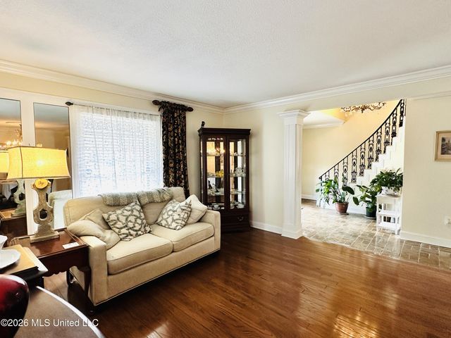 807 Del Sud Drive, Pascagoula, MS 39581