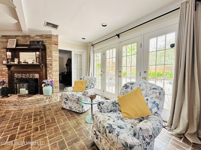 807 Del Sud Drive, Pascagoula, MS 39581