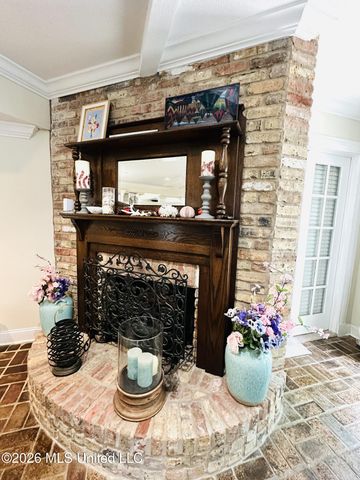 807 Del Sud Drive, Pascagoula, MS 39581