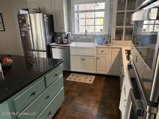 807 Del Sud Drive, Pascagoula, MS 39581