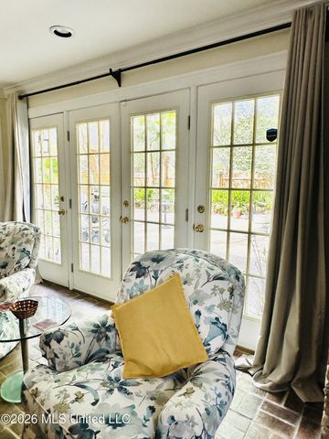 807 Del Sud Drive, Pascagoula, MS 39581