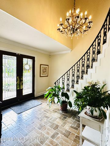 807 Del Sud Drive, Pascagoula, MS 39581