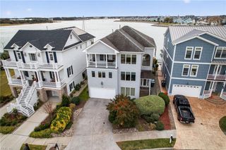9712 Bay Point DR, Norfolk, VA 23503