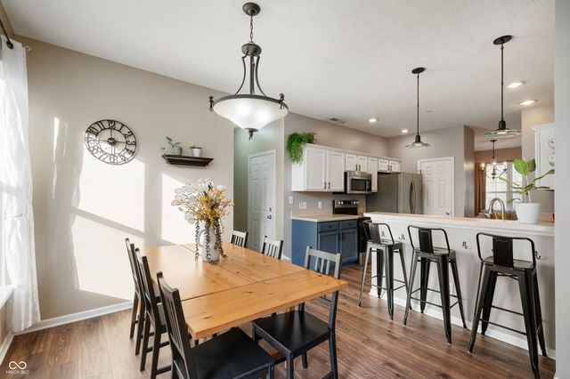 12711 Geist Cove Drive, Indianapolis, IN 46236