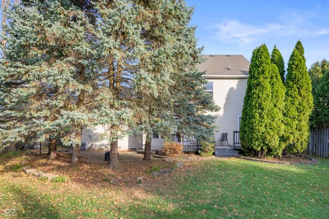 12711 Geist Cove Drive, Indianapolis, IN 46236