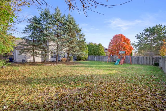 12711 Geist Cove Drive, Indianapolis, IN 46236