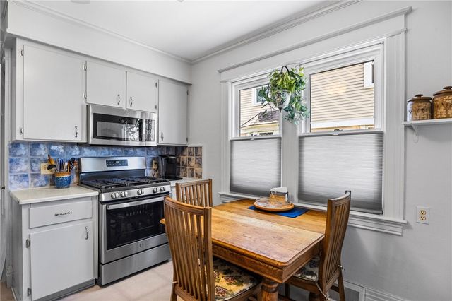 142 Hillside Avenue, Rochester, NY 14610