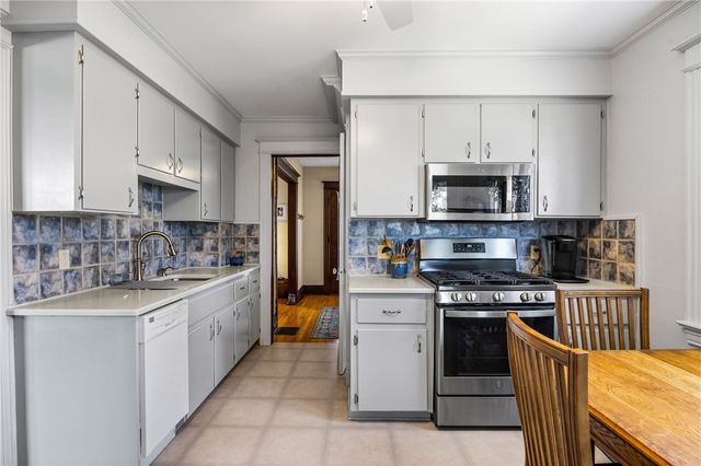 142 Hillside Avenue, Rochester, NY 14610