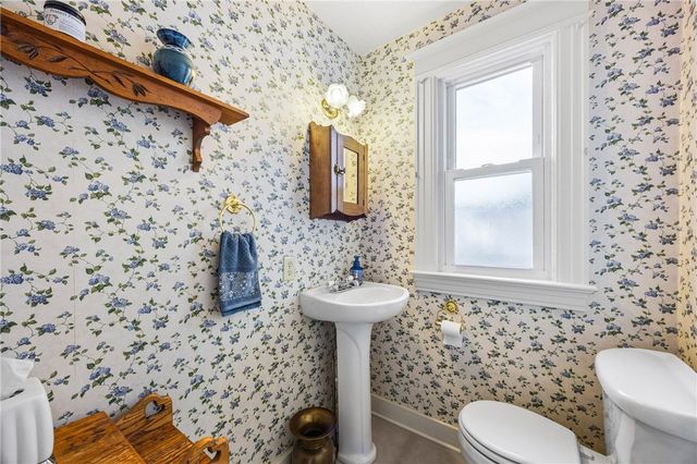 142 Hillside Avenue, Rochester, NY 14610