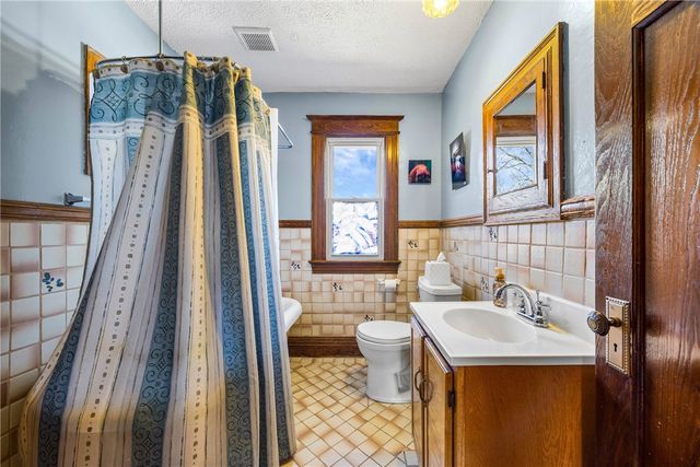 142 Hillside Avenue, Rochester, NY 14610