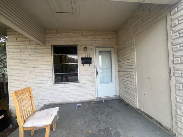 1217 High Street, Fort Worth, TX 76110