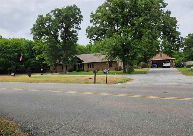 8082 NW Meers Porter Hill Rd, Lawton, OK 73507