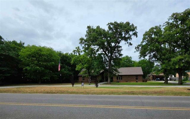 8082 NW Meers Porter Hill Rd, Lawton, OK 73507