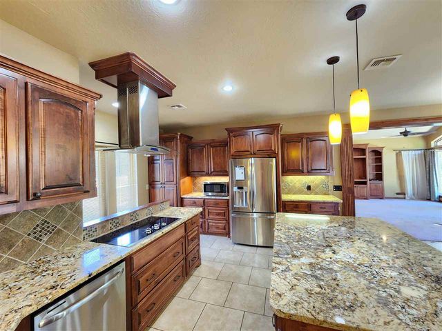 8082 NW Meers Porter Hill Rd, Lawton, OK 73507