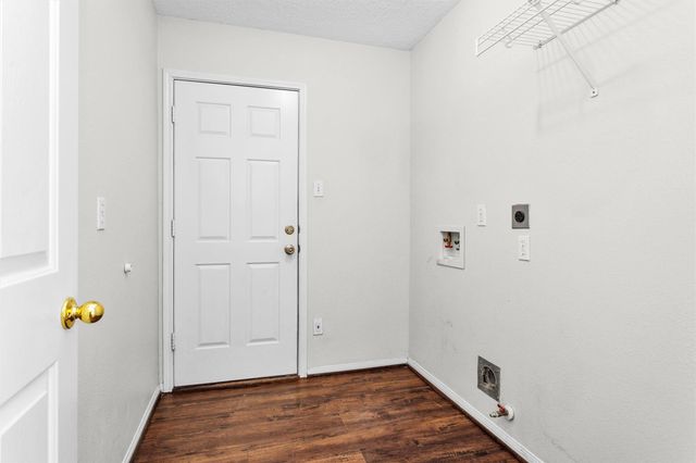 13334 W Brazos Bend Drive, Needville, TX 77461