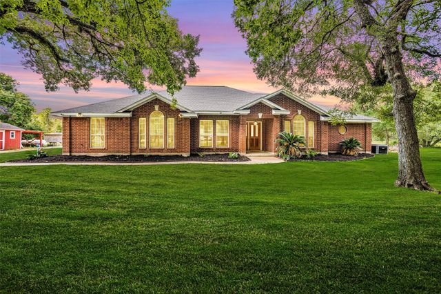 13334 W Brazos Bend Drive, Needville, TX 77461