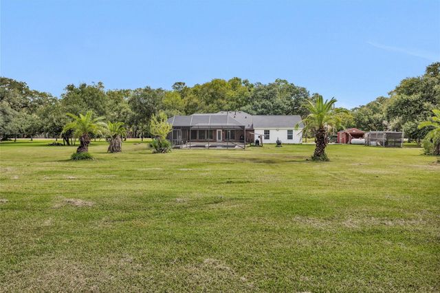 13334 W Brazos Bend Drive, Needville, TX 77461